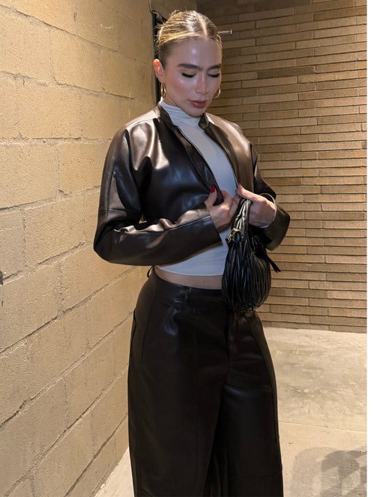 Refined top nude
