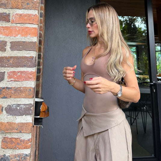 Sienna bodysuit taupé