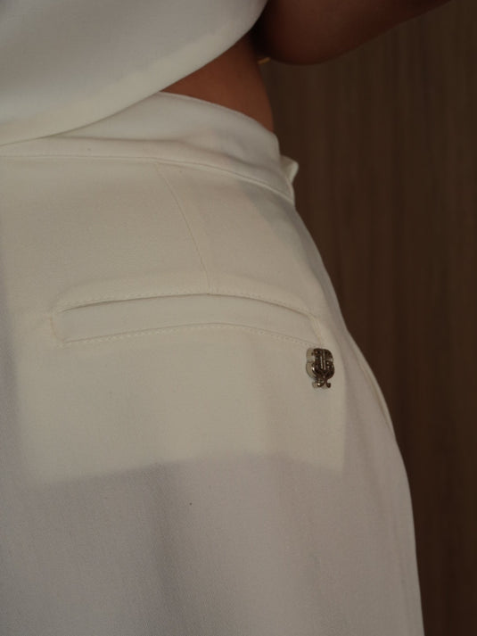 TAILOR SHORT BLANCO HUESO